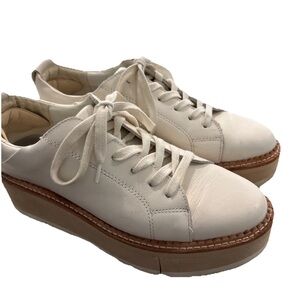 Dolce Vita Women's Platform Sneakers White & Tan Size 7 Casual Lace-Up Shoes